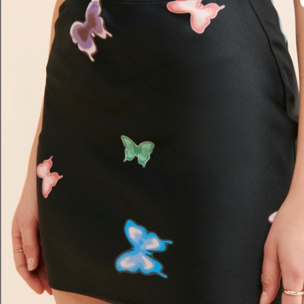 Lisa Says Gah Michelle Butterfly Mini Skirt Satin Black small - Picture 3 of 9
